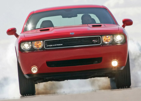 2009 dodge challenger rt front view