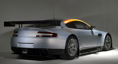 aston martin vantage gt2 back view