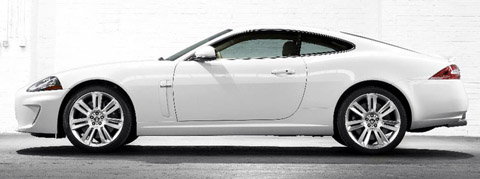 2010 Jaguar XKR white side view