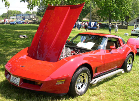 Chevrolet Corvette C3 red made on "the last day" in 1981