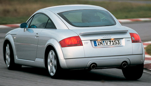 2000 Audi TT Quattro back view