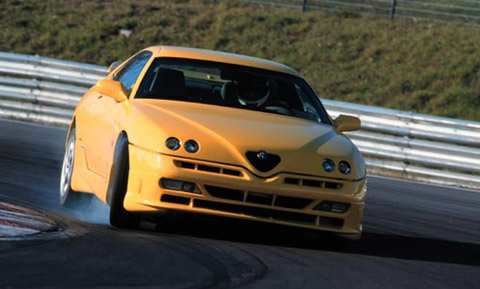 Alfa Romeo GTV. The Spider has been manufactured in three different phases 