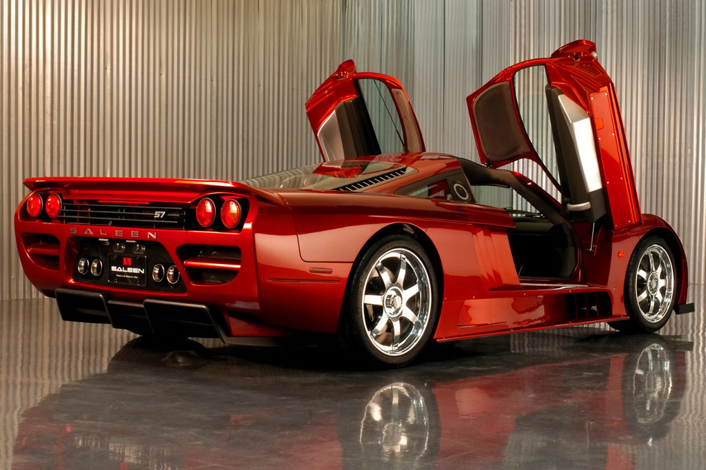 saleen-s7-twin-turbo-orange-back-view.jpg