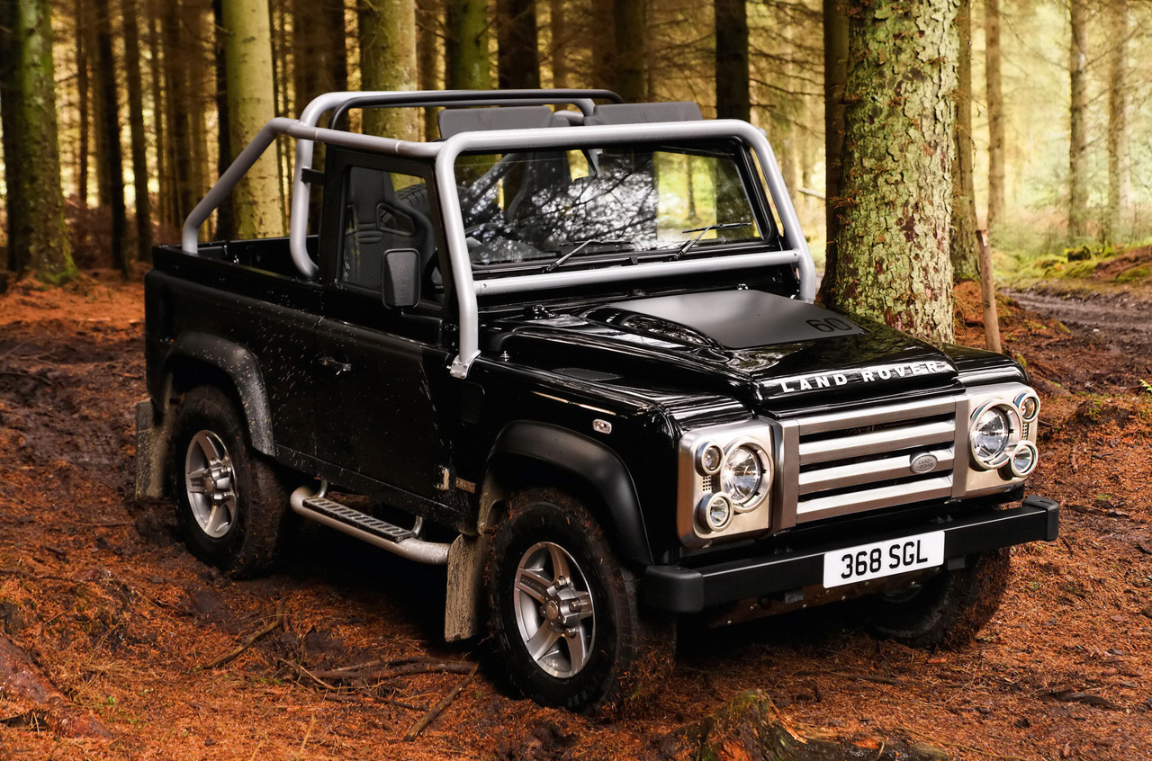 land rover defender svx