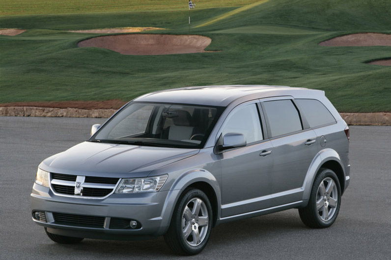 Dodge Journey thumbnail Travel through the unknown roads with ease with 