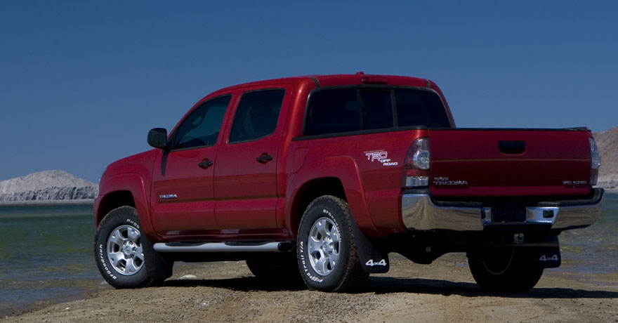 The transmissions for the Toyota Tacoma are the five-speed 