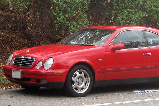 It is a midsized kind of automobile featuring the Mercedes style rearwheel