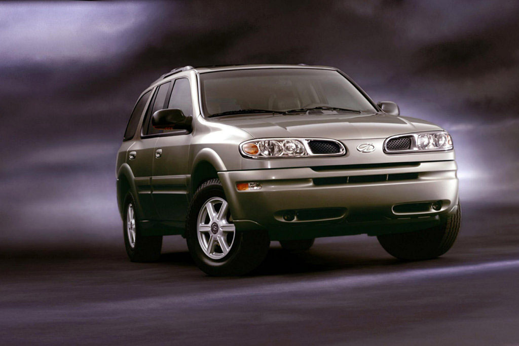 Oldsmobile Bravada 2001. The Oldsmobile Bravada