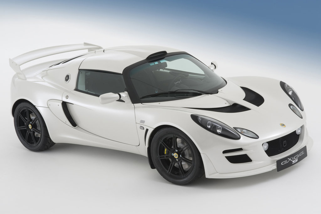 The Lotus Exige is another masterpiece that has been made by the world