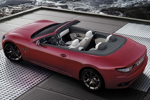 All in all the 2011 Maserati GranCabrio is a combination of the old 