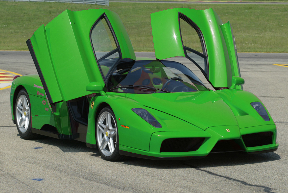 http://www.thesupercars.org/wp-content/uploads/2011/04/ferrari-enzo-green.jpg