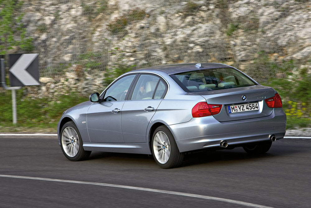 2011 BMW 3Series Review, Specs, Pictures, Price & MPG