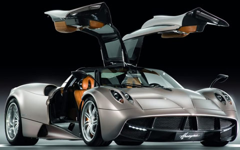 2013-Pagani-Huayra-studio-A