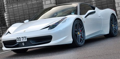 HWFD - A Kahn Design Ferrari 458 Italia