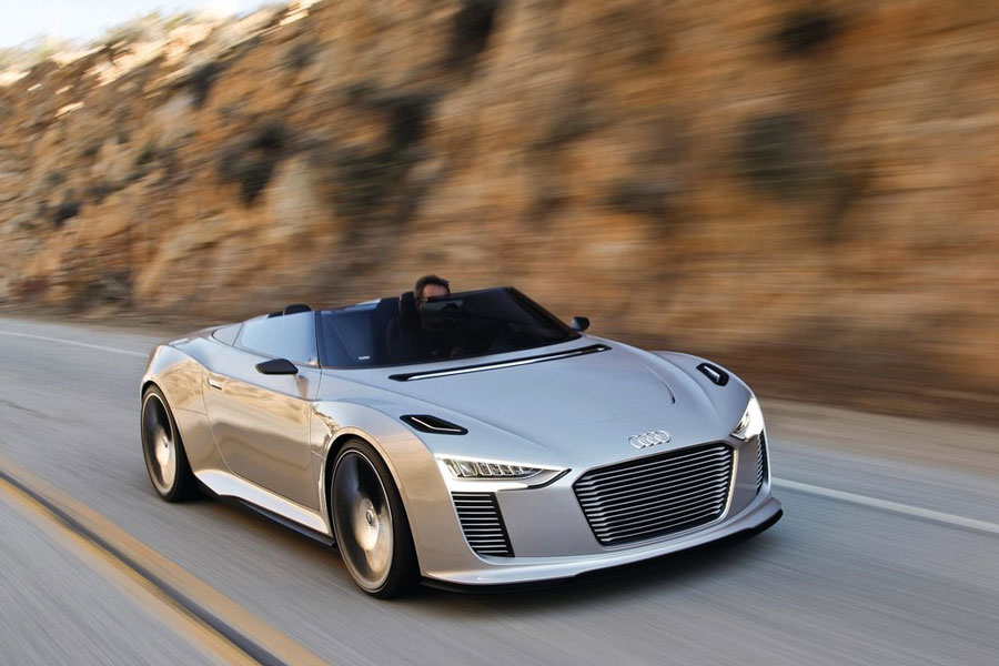 The Future Of Luxury Driving: The 2010 Audi E Tron Spyder Concept