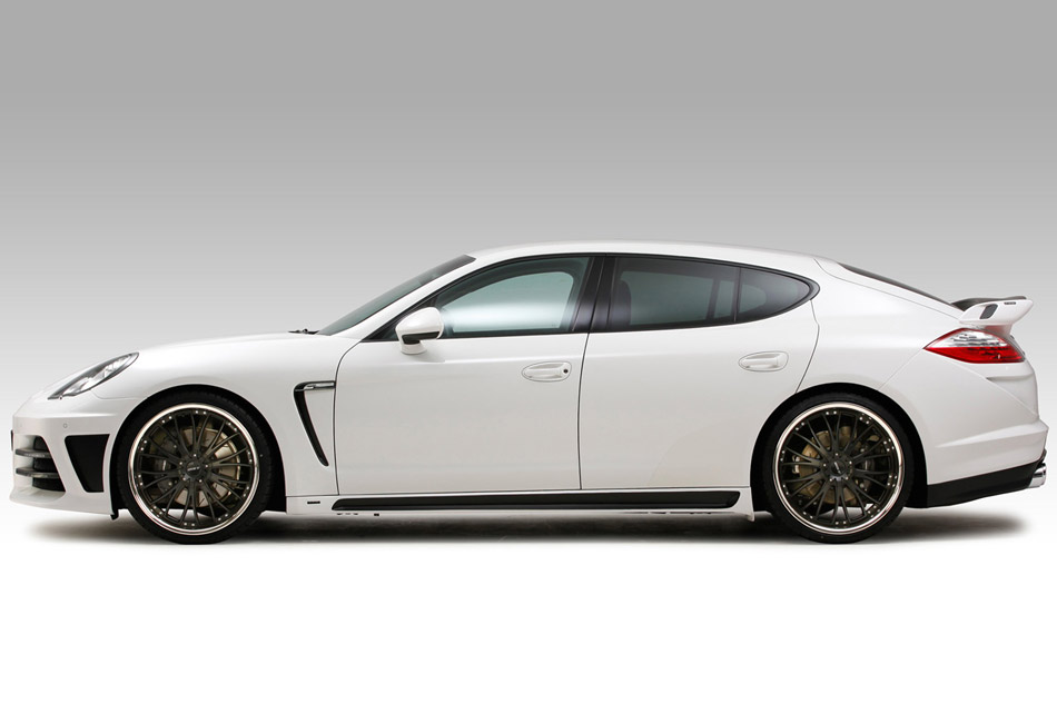 Not to forget the driver this 2012 JE Design Porsche Panamera has 