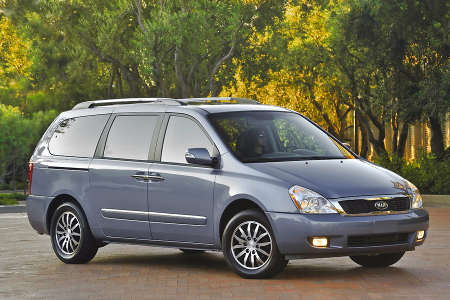 Most Fuel Efficient Vans/Minivans - 10 