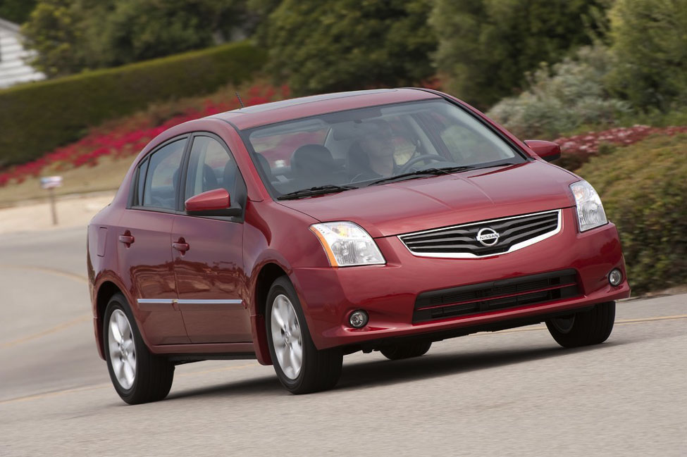 2012 Nissan sentra consumer guide