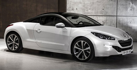 2013-Peugeot-RCZ-Sports-Coupe-indoors-B