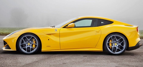 Novitec-Rosso-Ferrari-F12-Berlinetta-in-the-mist B