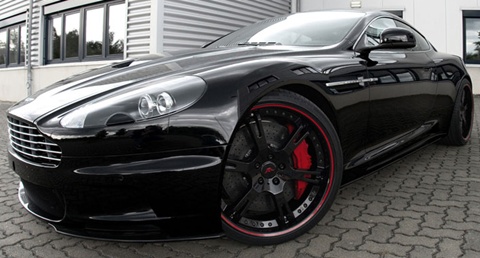 Wheelsandmore-Aston-Martin-DBS-Carbon-Edition-parked B