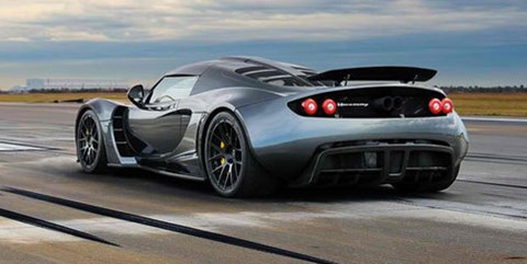 2013-Hennessey-Venom-GT-300-kph-and-gone C