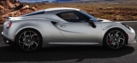 2013-Alfa-Romeo-4C-Launch-Edition-in-the-prairie B