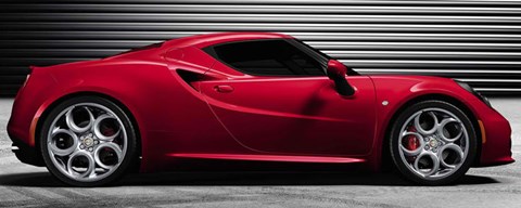 2013-Alfa-Romeo-4C--profile B
