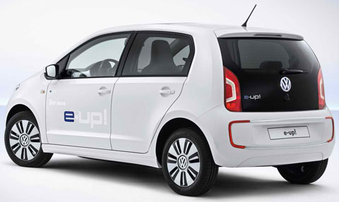 2014-Volkswagen-e-Up-from-the-rear-B