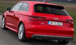 2014-Audi-S3-country-side-escape 2