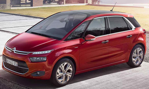 2014-Citroen-C4-Picasso-at-home-A