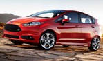 2014-Ford-Fiesta-ST-in-the-desert 2