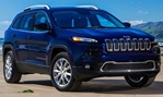 2014-Jeep-Cherokee-at-the-coast 3