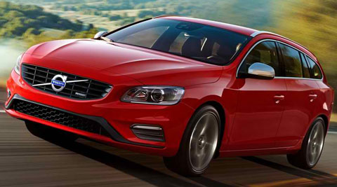 2014-Volvo-V60-R-Design-uphill-A