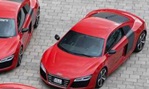 2013-Audi-R8-e-tron-Concept-10-in-all 3