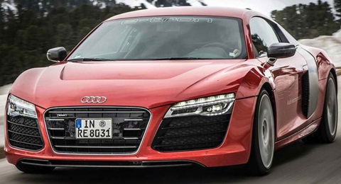 2013-Audi-R8-e-tron-Concept-unbound A