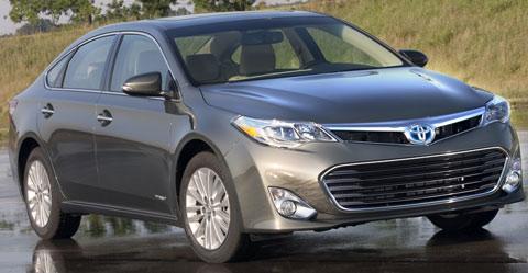 2013-Toyota-Avalon-Hybrid-flashfllod-A