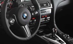 2014-BMW-M5-cockpit 1