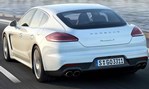 2014-Porsche-Panamera-into-the-city 1