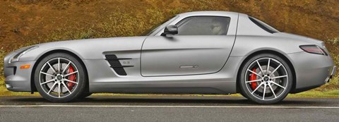 2013-Mercedes-Benz-SLS-AMG-GT-6.3 B