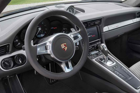 2013-Porsche-911-50-Years-Edition-cockpit-D