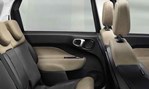 2014-Fiat-500L-Living-cockpit 3