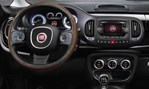2014-Fiat-500L-Trekking-cockpit 2