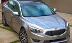 2014-Kia-Cadenza-at-home 1