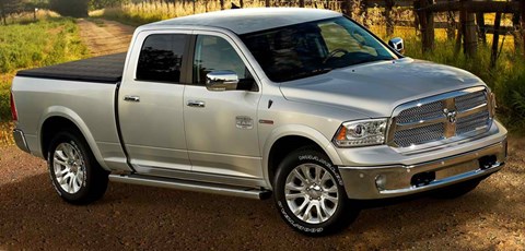 2014-Ram-1500-country A