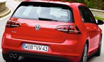 2014-Volkswagen-Golf-GTD-exit 3