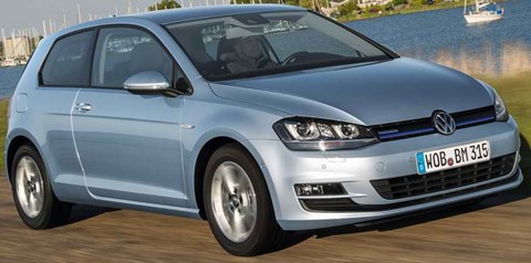 2014-Volkswagen-Golf-TDI-BlueMotion-jalopy A