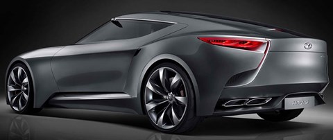 2013-Hyundai-HND-9-Concept-rear-D