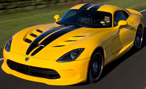 2013-SRT-Viper-Race-Yellow-wine-country-D