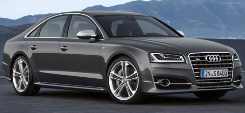 2014-Audi-S8-going-A